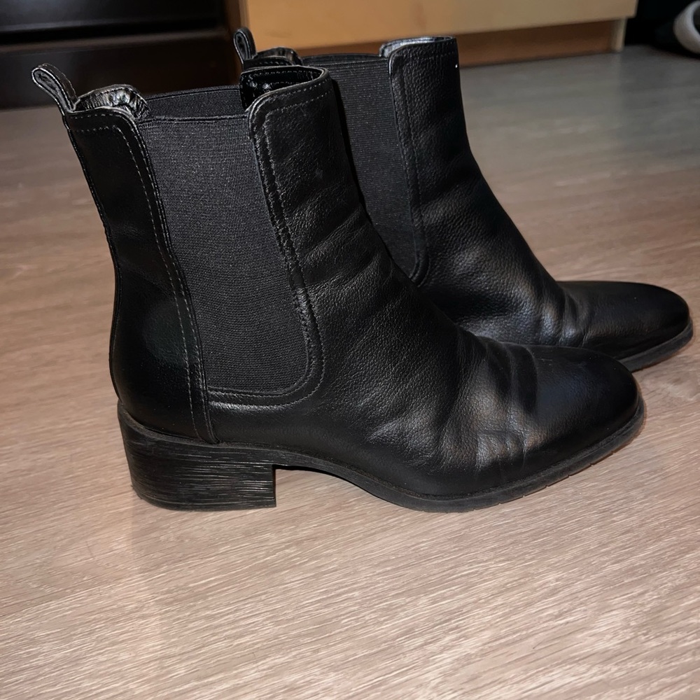 Women’s Chelsea Boot